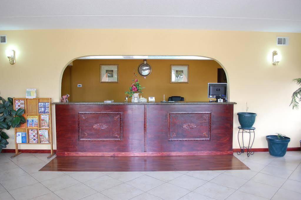 Executive Inn Scottsville Εξωτερικό φωτογραφία